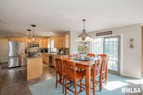 6006 W Deer Trace Ct, Dunlap, IL 61525 photo 7
