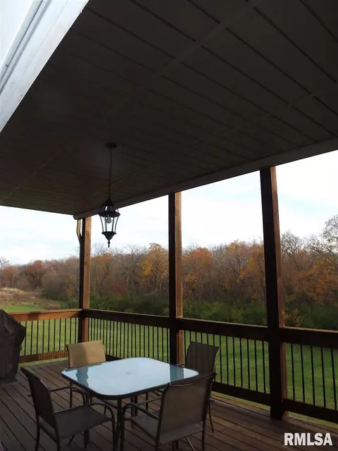 114 Eagle Ridge Rdg, Washington, IL 61571 photo 9