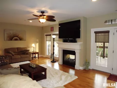 114 Eagle Ridge Rdg, Washington, IL 61571 photo 8