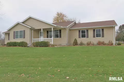 730 N 12th Ave, Canton, IL 61520 photo 2