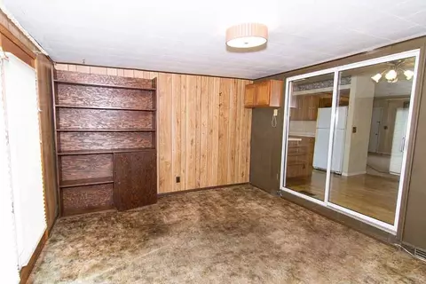 2004 Lighter St, Pekin, IL 61554 photo 24