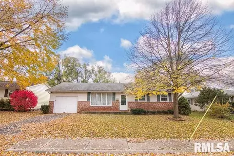 2004 Lighter St, Pekin, IL 61554 photo 33