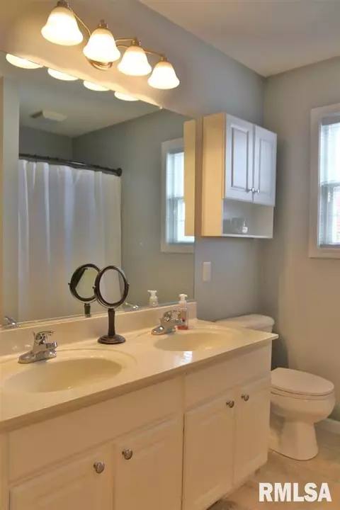 1525 W Meadowview Dr, Dunlap, IL 61525 photo 15
