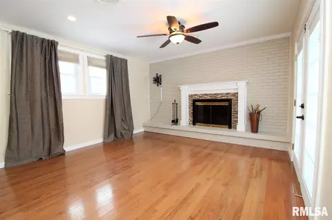 609 E Harrison St, Morton, IL 61550 photo 9