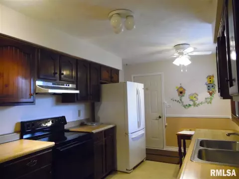 9528 W Excalibur Ct, Mapleton, IL 61547 photo 11