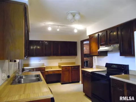 9528 W Excalibur Ct, Mapleton, IL 61547 photo 9