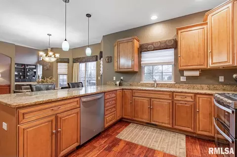 404 Westminster Rd, Germantown Hills, IL 61548 photo 12