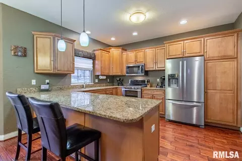 404 Westminster Rd, Germantown Hills, IL 61548 photo 11