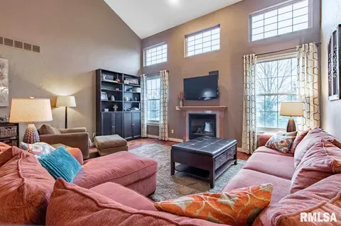 404 Westminster Rd, Germantown Hills, IL 61548 photo 7