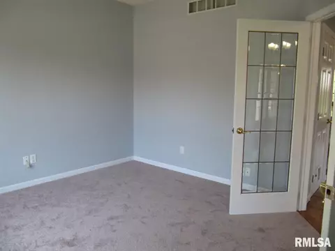 2105 W Brenyn Ct, Dunlap, IL 61525 photo 14