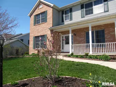 2105 W Brenyn Ct, Dunlap, IL 61525 photo 2
