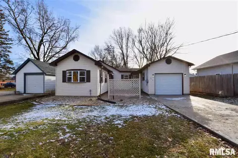 212 E Tyler St, Morton, IL 61550 photo 2