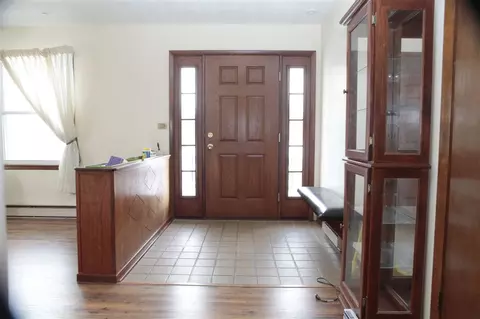 811 S Walnut St, Delavan, IL 61734 photo 6