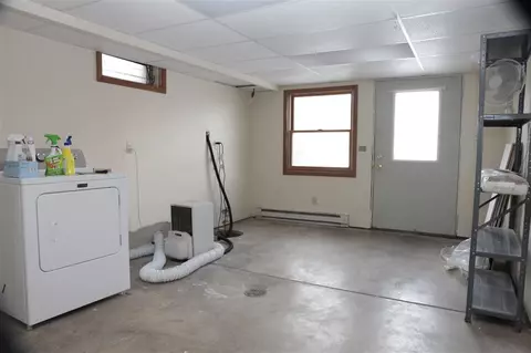 811 S Walnut St, Delavan, IL 61734 photo 30