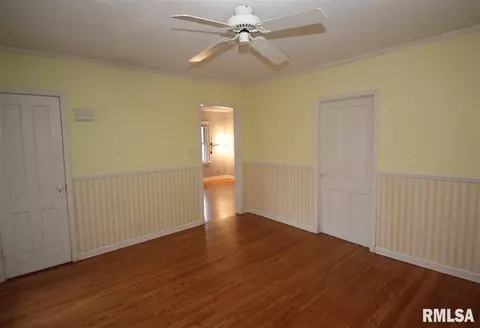 206 S Myers St, Eureka, IL 61530 photo 9