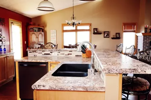 908 W Dennis Dr, Eureka, IL 61530 photo 12
