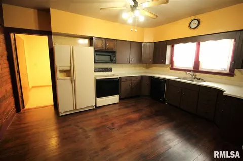 636 Maple Ave, Minonk, IL 61760 photo 21