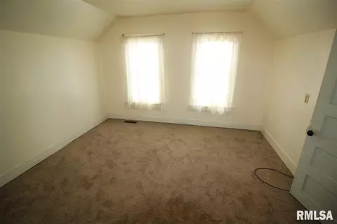 636 Maple Ave, Minonk, IL 61760 photo 32