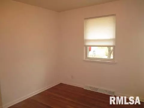1924 E Princeton St, Peoria, IL 61614 photo 19