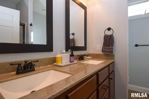 1404 Willow Dr, Washington, IL 61571 photo 17