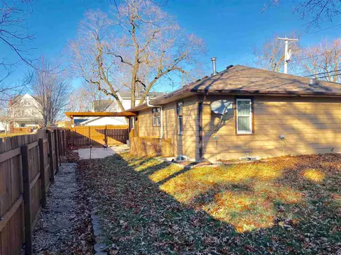 314 S Dudley St, Macomb, IL 61455 photo 32