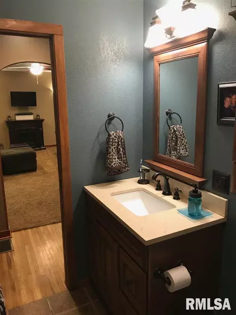 314 S Dudley St, Macomb, IL 61455 photo 19