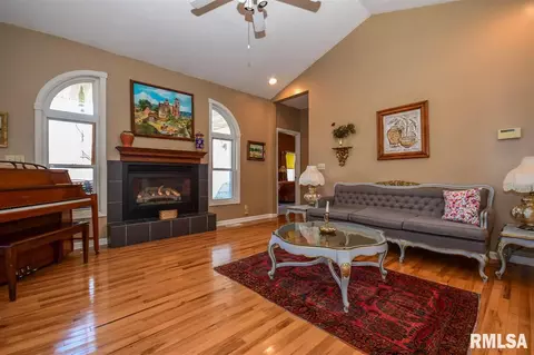 4612 S Canterbury St, Mapleton, IL 61547 photo 5
