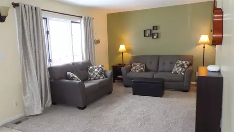 305 E Bittersweet, Washington, IL 61571 photo 4