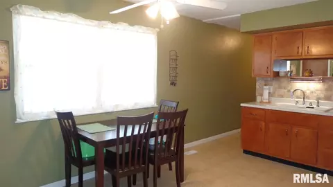 305 E Bittersweet, Washington, IL 61571 photo 12
