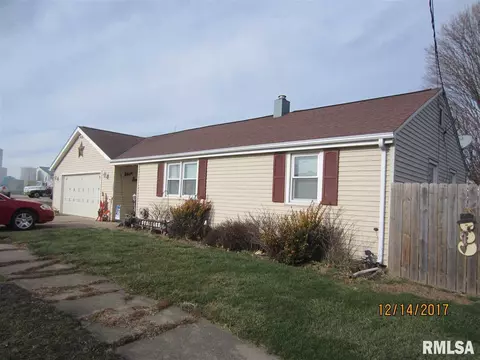 1250 W Main St, Fairview, IL 61432 photo 1