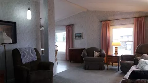 101 Wingate Dr, Avon, IL 61415 photo 6