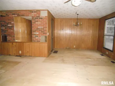 407 S Ward St, Macomb, IL 61455 photo 8