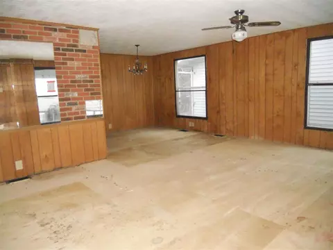 407 S Ward St, Macomb, IL 61455 photo 5