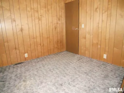 407 S Ward St, Macomb, IL 61455 photo 11