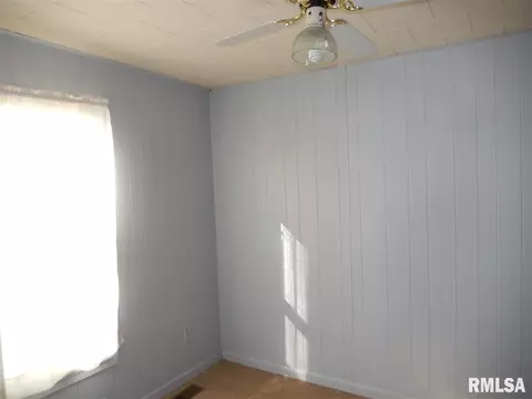 1485 E Hazel Green Rd, Table Grove, IL 61482 photo 7