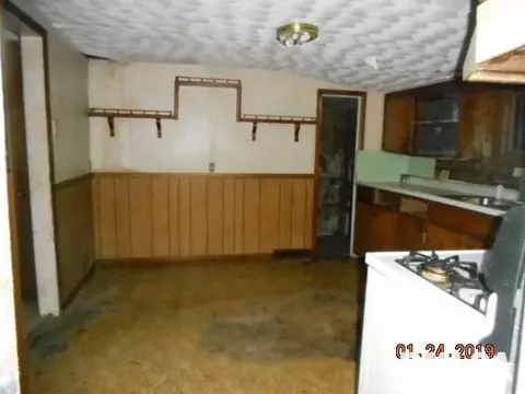 1105 Main St, Cazenovia, IL 61545 photo 9