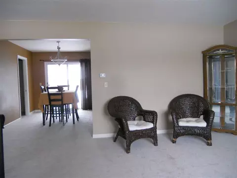 118 Timberview Dr, Macomb, IL 61455 photo 9