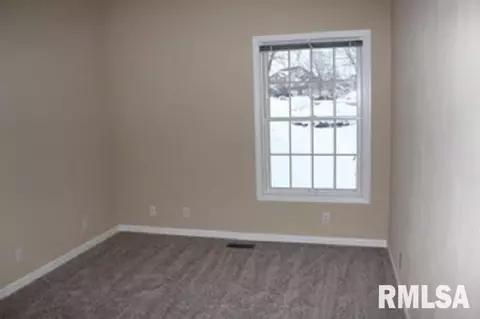 501 Hampton Ct, Metamora, IL 61548 photo 12