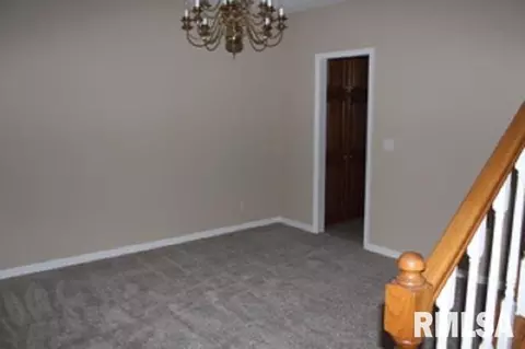 501 Hampton Ct, Metamora, IL 61548 photo 5