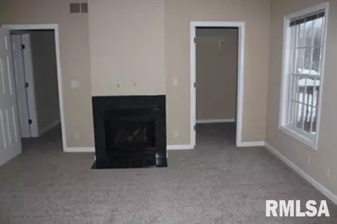 501 Hampton Ct, Metamora, IL 61548 photo 11