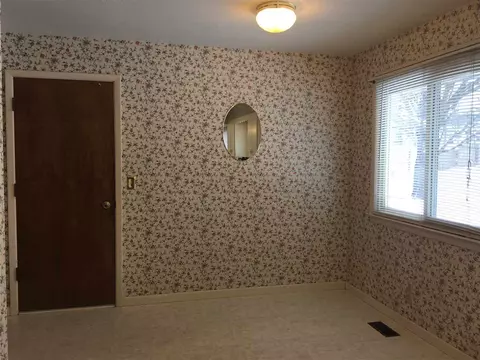 311 E Pearson, Eureka, IL 61530 photo 14