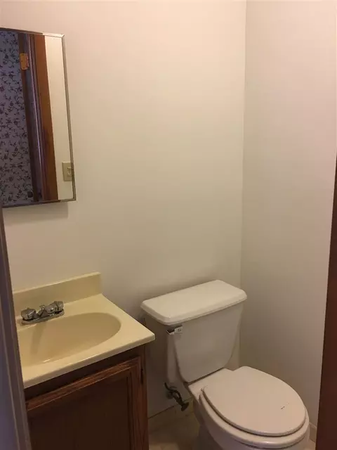 311 E Pearson, Eureka, IL 61530 photo 23