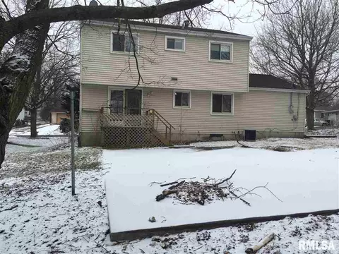 311 E Pearson, Eureka, IL 61530 photo 8