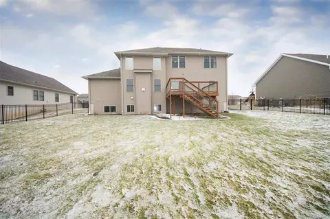 210 Shadow Crk, Washington, IL 61571 photo 30