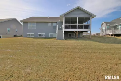 627 Simon St, Washington, IL 61571 photo 36