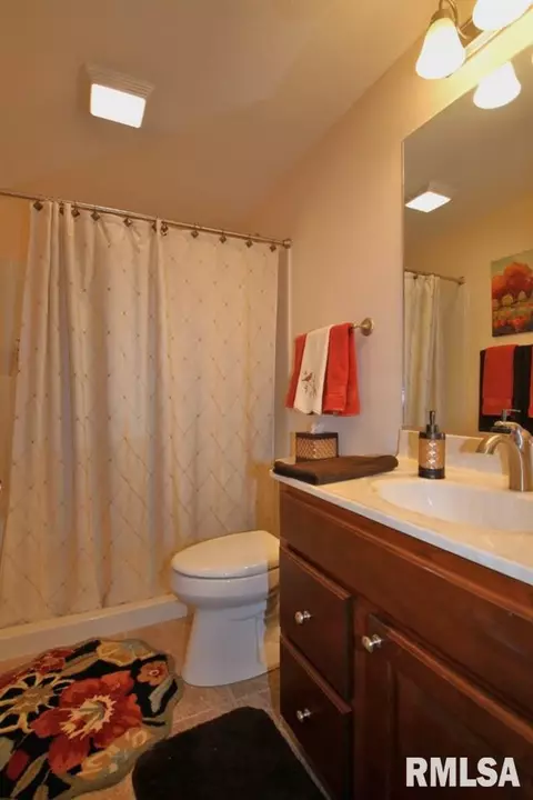 627 Simon St, Washington, IL 61571 photo 33