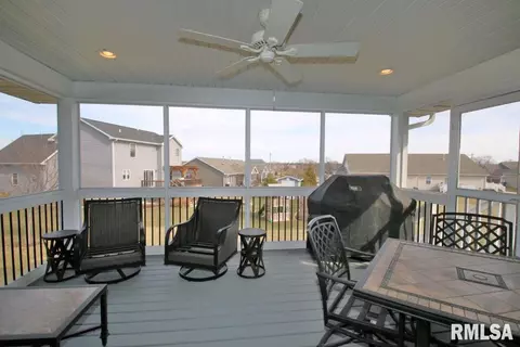 627 Simon St, Washington, IL 61571 photo 13