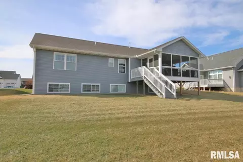 627 Simon St, Washington, IL 61571 photo 35