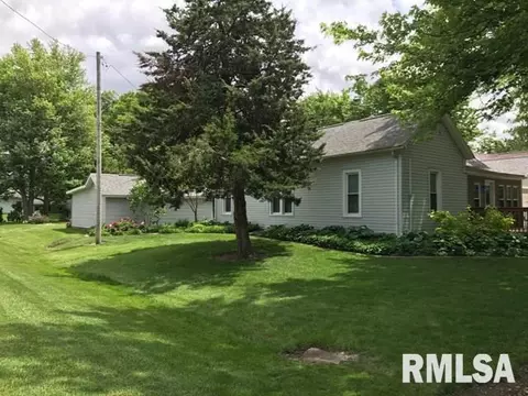 212 N 1st St, Secor, IL 61771 photo 32