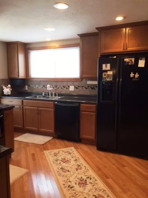 212 N 1st St, Secor, IL 61771 photo 6